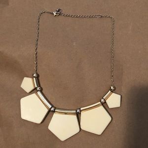 Women’s flat stone necklace